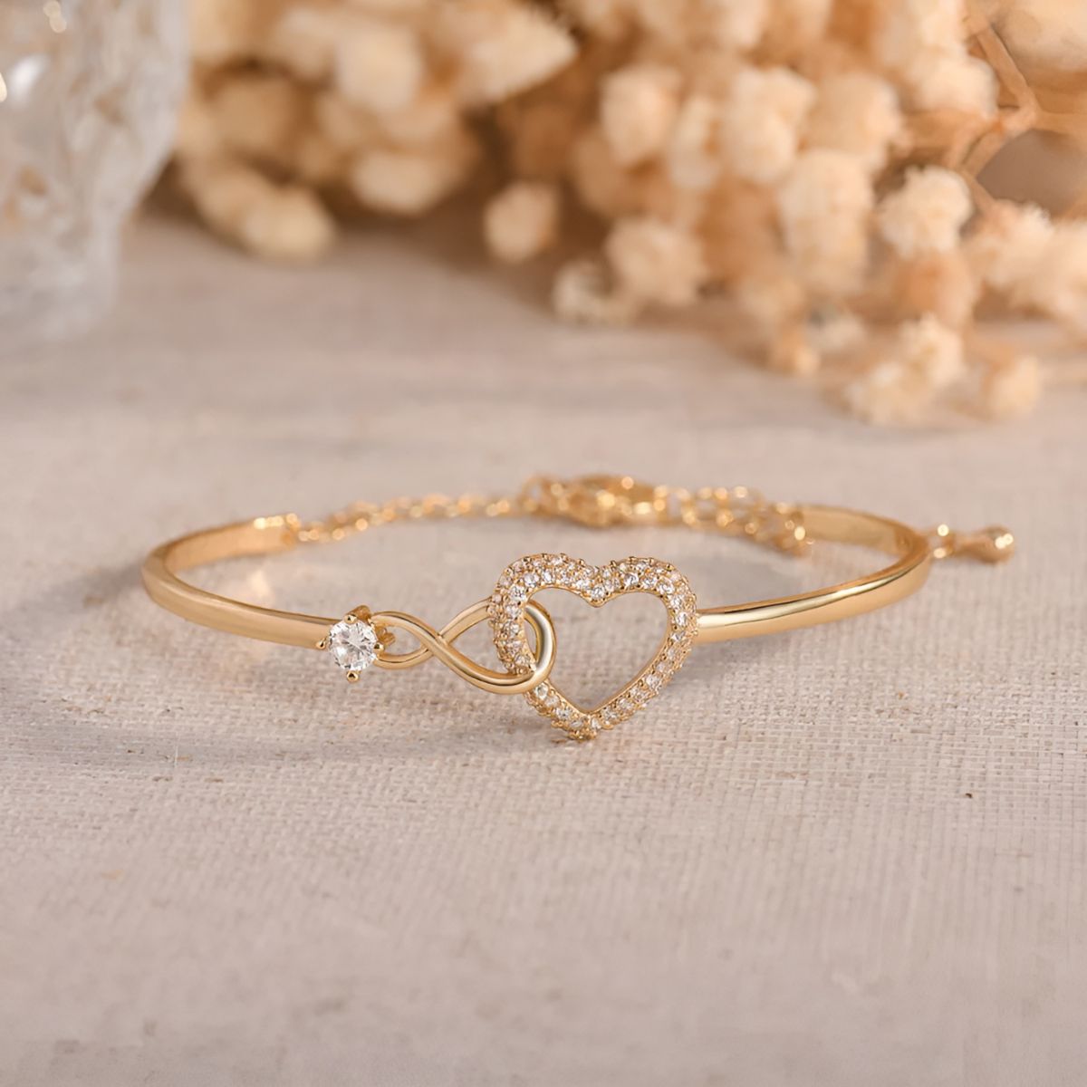Fiora | Bracciale Elegante con Cuore Pendente