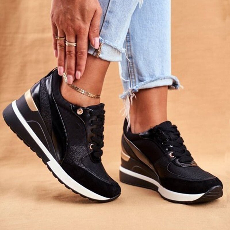 Celia | Sneakers Comode con Dettagli Dorati