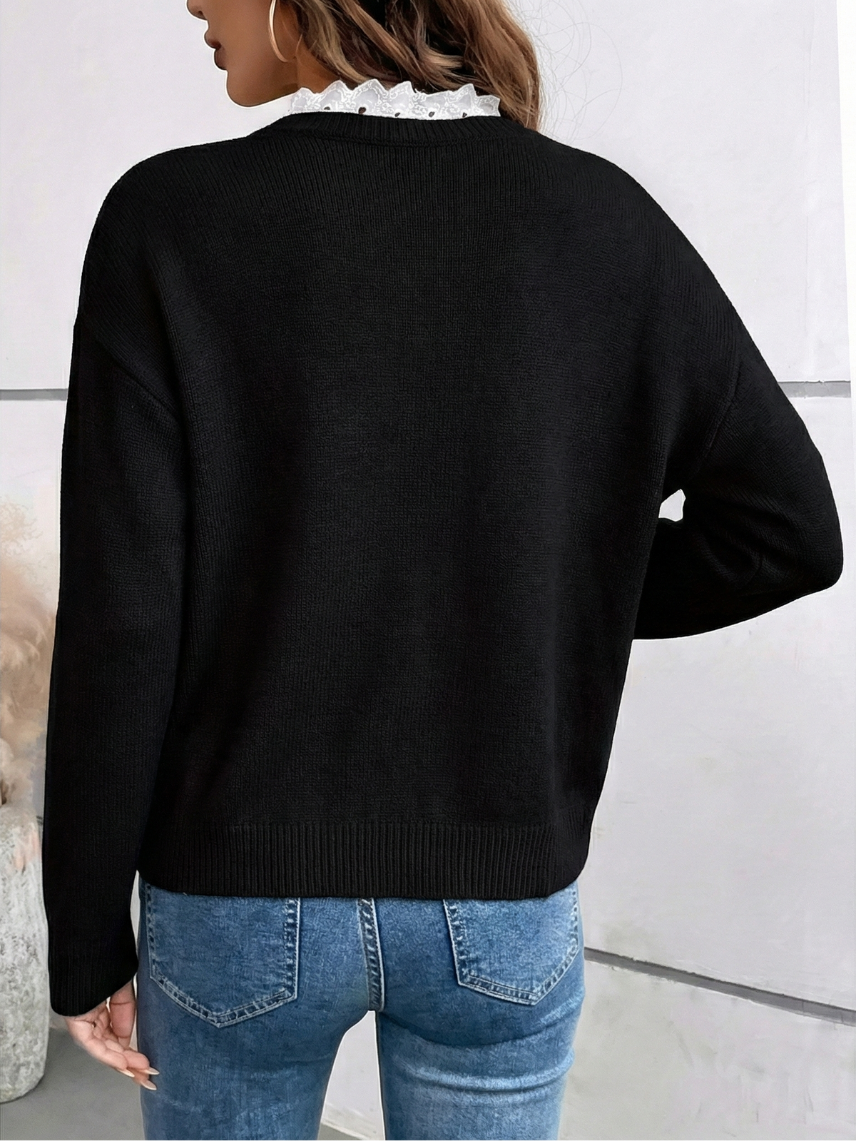 Serena | Maglione con collo in pizzo dall'effetto cashmere