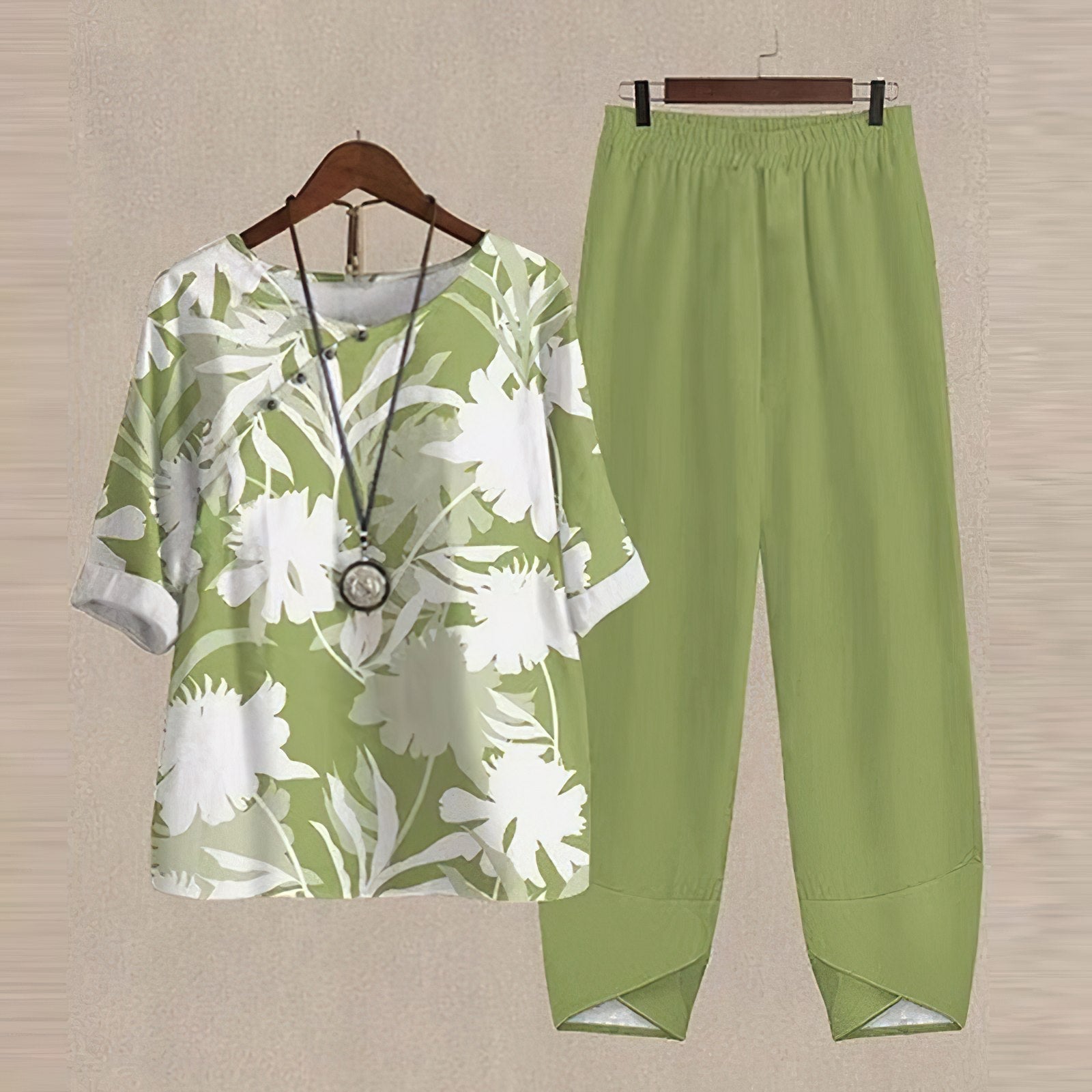 Lilou | Completo camicia e pantaloni comodi e chic
