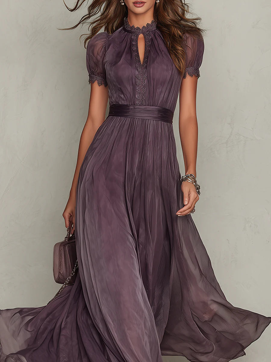 Flavia - Vestito lungo viola con scollo a chiave, bordo in pizzo di chiffon